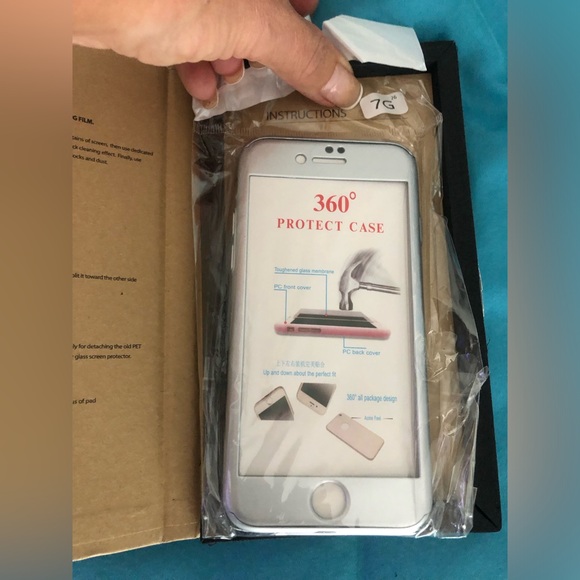 NIB, iPhone 7 silver metallic 3 piece phone case with screen protector. Unopened - Picture 3 of 8